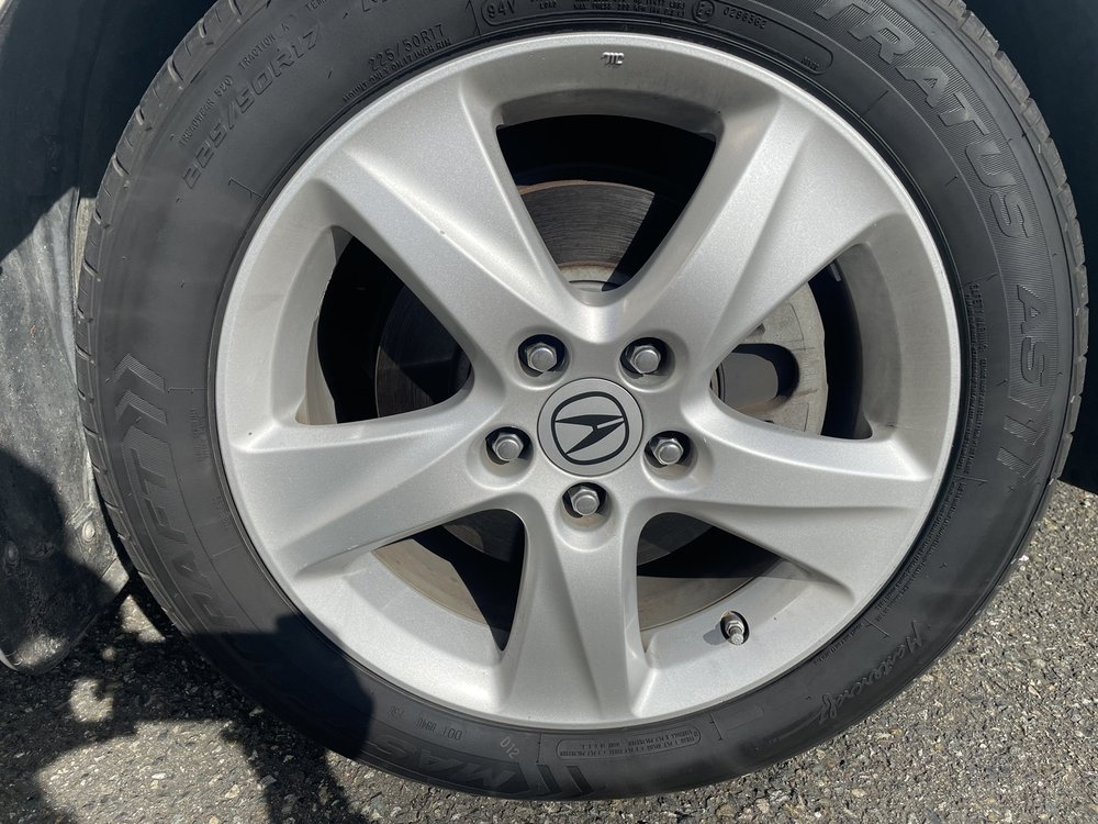 LES SCHWAB TIRE CENTER Updated August 2024 101 Reviews 13609 1st