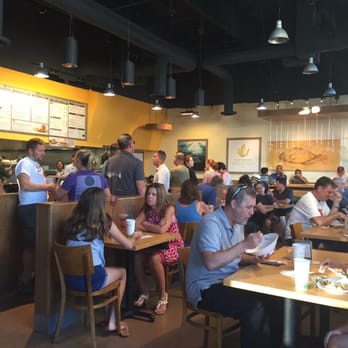 Rubio's Coastal Grill - It's crowded. - Mexican Near Me - Temecula, California