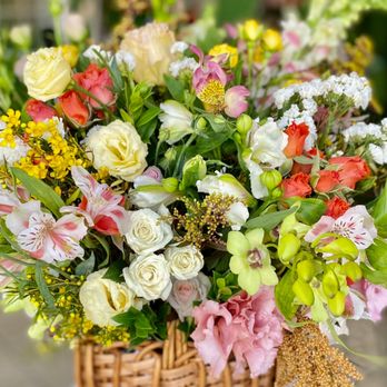 White Star Flowers - Florists Near Me - San Fernando Valley, California White Star Flowers - Florists Near Me - San Fernando Valley, California