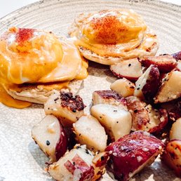 Traditional Eggs Benedict