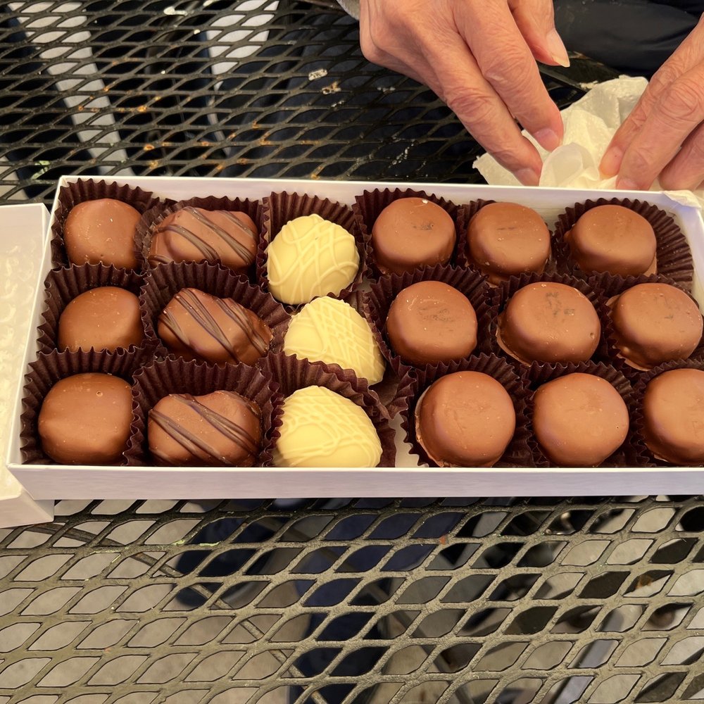 See the ink on the round plain chocolate? Also, note that I had two layers on the right hand side initially.
