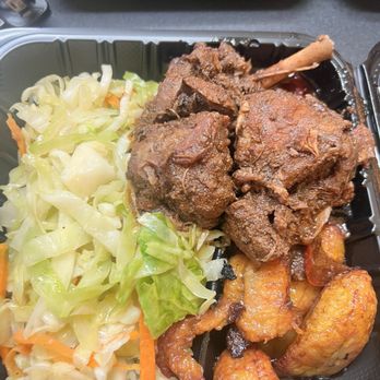 The Jerk Stop - Small brown stew chicken with cabbage and plantains - Caribbean Near Me - Pembroke Pines, Florida