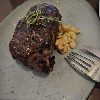 Gallagher's Steakhouse - Steakhouses Near Me - Las Vegas, Nevada