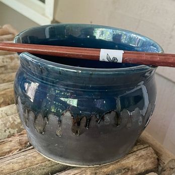 Walker Brad Pottery - Ramen bowl - Art Galleries Near Me - Dahlonega, Georgia Walker Brad Pottery - Ramen bowl - Art Galleries Near Me - Dahlonega, Georgia