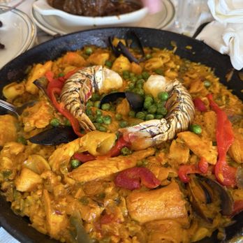 Versailles - Paella - Cuban Near Me - Miami, Florida Versailles - Paella - Cuban Near Me - Miami, Florida