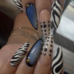 Apex Nail Studio