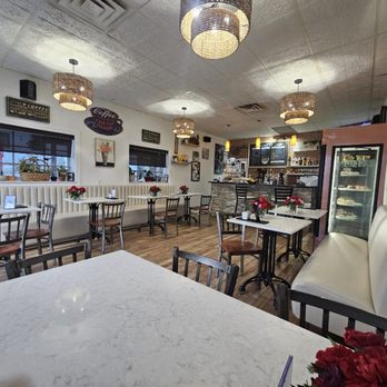 Ciao caffe - Caffe atmosphere - Desserts Near Me - Windsor, Ontario