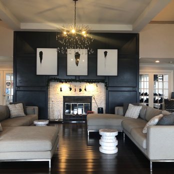 Cedar Glade Apartments - Clubhouse seating - Apartments Near Me - Tulsa, Oklahoma