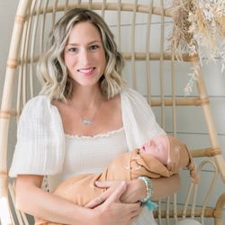 Thriving Beginnings - happy mama and happy baby 3