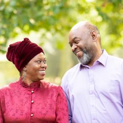 Elizabeth Biggs Photography, Training & Consulting - Professional photographs for you + your business partner. Getting headshots done, why not also get a couple portrait with your better half?