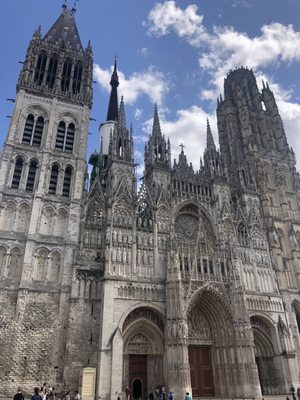 Cathédrale Notre-Dame de Rouen by null