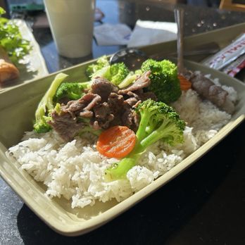 BMC Pho - Broccoli and beef with rice - Sandwiches Near Me - Pico Rivera, California BMC Pho - Broccoli and beef with rice - Sandwiches Near Me - Pico Rivera, California