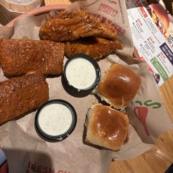 Chili's - Triple Dipper - Bars Near Me - Harvey, Louisiana