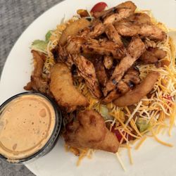 The Grill @ The Dome - Bbq Chicken salad