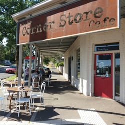 Bendigo Corner Store Cafe - Entrance