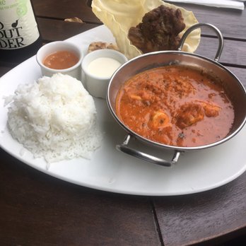 The Crown - chicken tikka! - Pubs Near Me - Egham, SRY