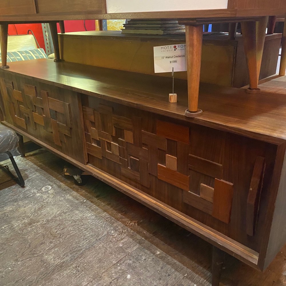 Gorgeous sexy credenza Gorgeous sexy credenza