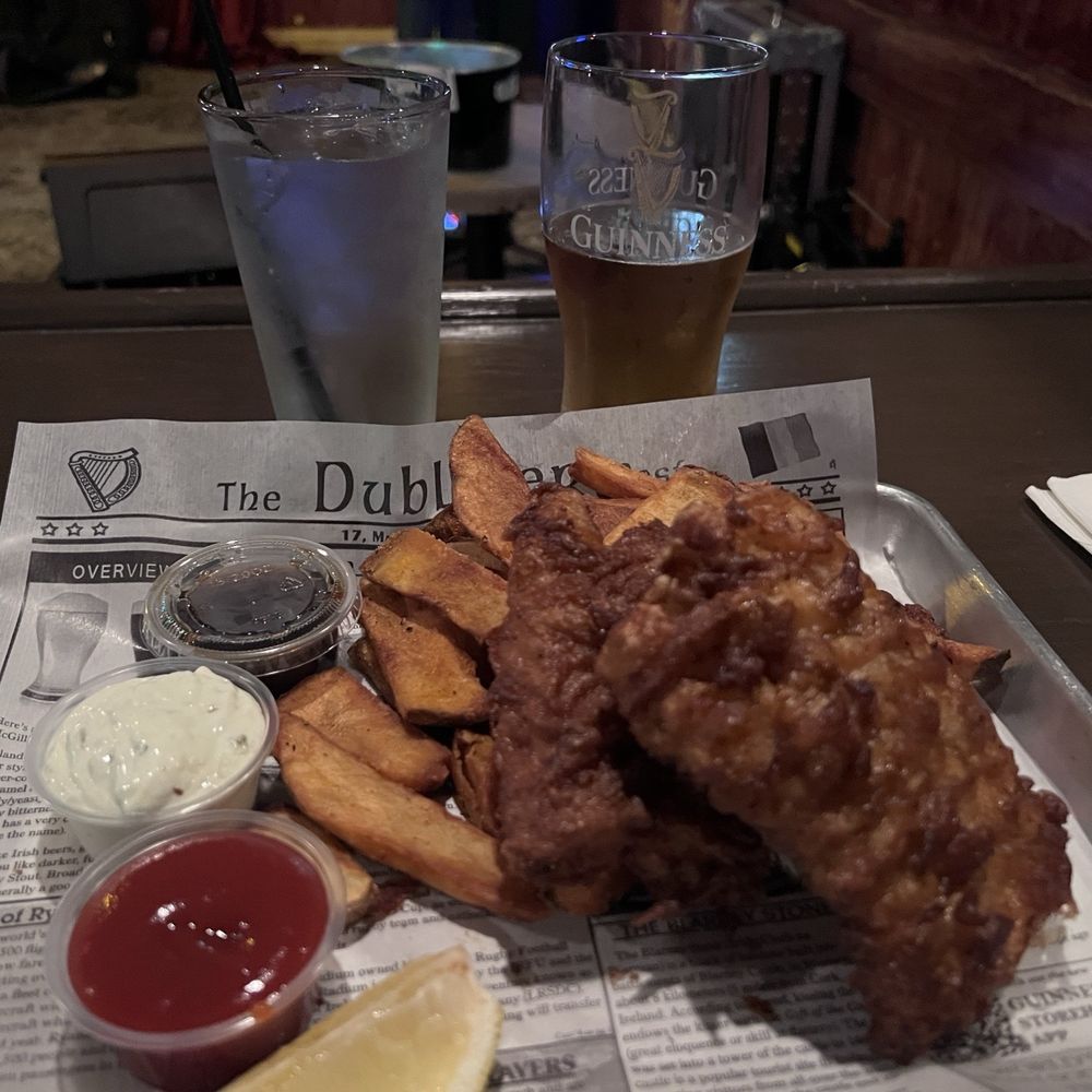 Ireland's 32 - Fish & Chips - Dive Bars Near Me - Van Nuys, California