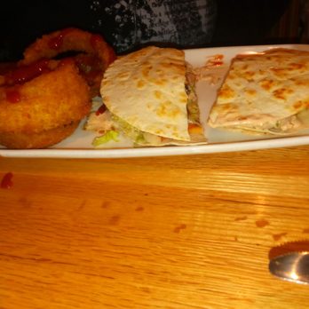 Applebee's Grill + Bar - American Near Me - Elizabeth, New Jersey Applebee's Grill + Bar - American Near Me - Elizabeth, New Jersey