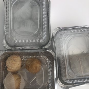 Zen Gardens - three plastic containers with muffins in them - Vegetarian Near Me - Mississauga, Ontario