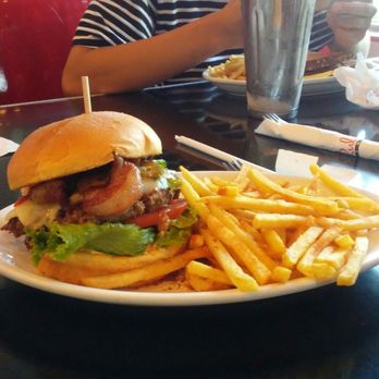 Ruby's Diner - Diners Near Me - Commerce, California Ruby's Diner - Diners Near Me - Commerce, California