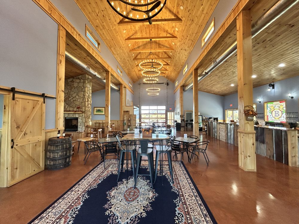 Castello Barone Vineyards & Winery Logo