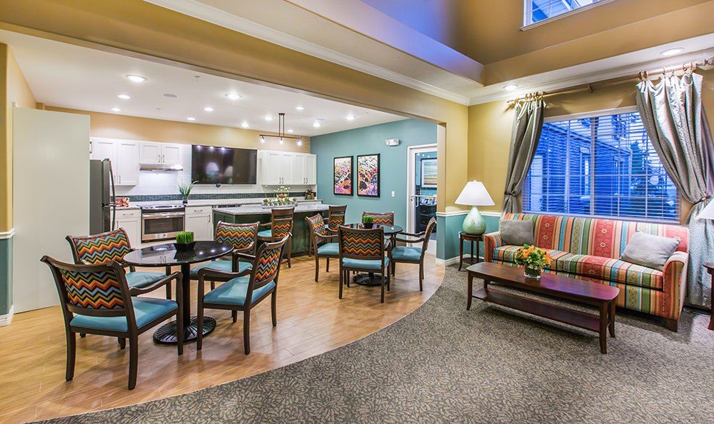 The Charleston At Cedar Hills Logo