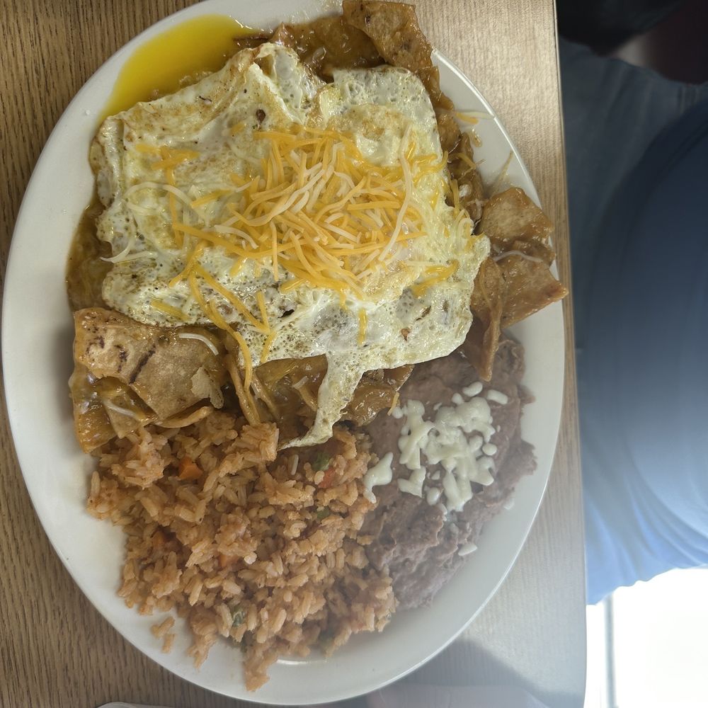 Tortillas Doña Maria - Chilaquiles plate - Mexican Near Me - Farmington, New Mexico Tortillas Doña Maria - Chilaquiles plate - Mexican Near Me - Farmington, New Mexico
