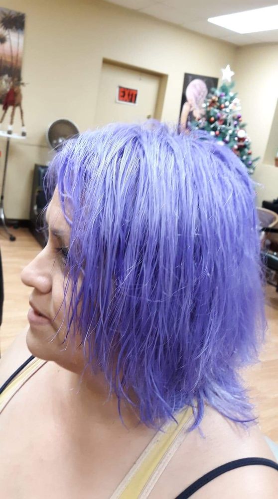 THE MILD RED SALON Updated June 2024 16 Photos 825 Columbia Ln