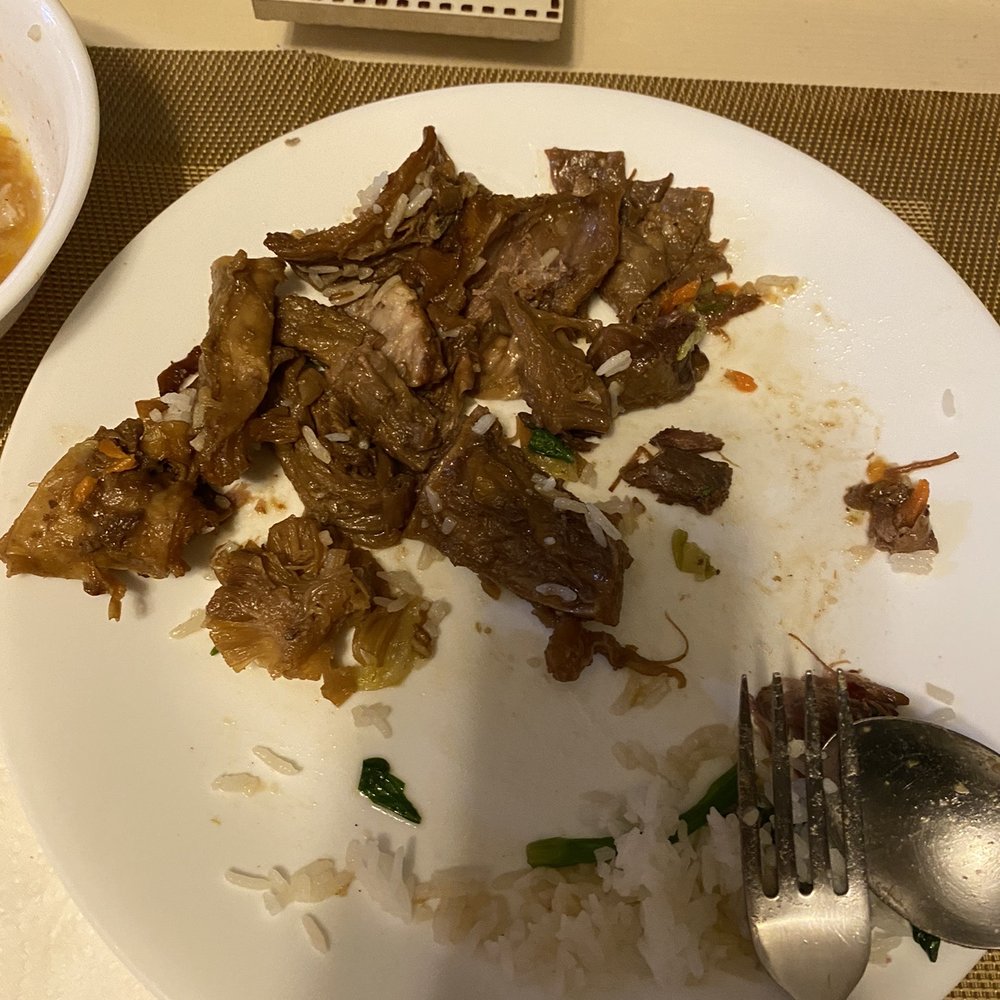 Tasty Box - Inedible parts of the meat!.. more than the actual meat.. highway robbery!.. If there was a minus star i would give them a minus 5! - Cantonese Near Me - Diamond Bar, California