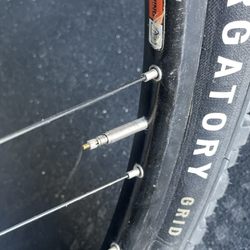 Bikes Direct - Missing stem nut, missing stem cap....