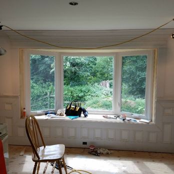 Ivy innovations - Small shadow boxes with window pediment tied into layered crown moulding - General Contractors Near Me Ivy innovations - Small shadow boxes with window pediment tied into layered crown moulding - General Contractors Near Me