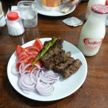 Köfteci Mümin - Çanakkale'de en enfes köfte denince akla gelecek tek mekan...salaş ortamların en iyisi..piyaz'ı muhteşem..daha da ne olsun :-) - Turkish Near Me - Çanakkale, 17 Köfteci Mümin - Çanakkale'de en enfes köfte denince akla gelecek tek mekan...salaş ortamların en iyisi..piyaz'ı muhteşem..daha da ne olsun :-) - Turkish Near Me - Çanakkale, 17