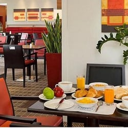 Holiday Inn Express London - Dartford