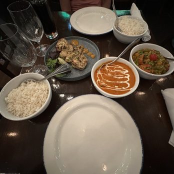 Paisley - Mukhmali Murgh, Chicken Tikka Masala, and Vegetable Curry - Indian Near Me - New York, New York Paisley - Mukhmali Murgh, Chicken Tikka Masala, and Vegetable Curry - Indian Near Me - New York, New York