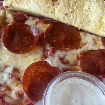 Goodfellas Pizzeria - Lunch deal - Pizza Near Me - Chattanooga, Tennessee Goodfellas Pizzeria - Lunch deal - Pizza Near Me - Chattanooga, Tennessee