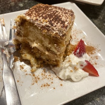 Mangieri's Pizza Cafe - Tiramisu - Italian Near Me - Austin, Texas
