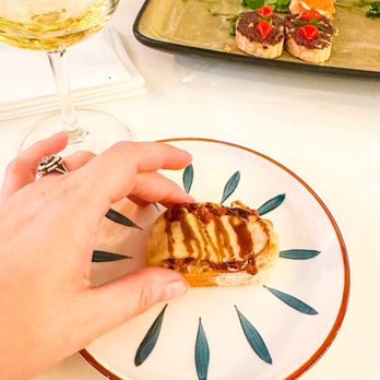 Accordia - Jamon serrano ham with balsamic glaze on crostini - Wine Bars Near Me - Staunton, Virginia Accordia - Jamon serrano ham with balsamic glaze on crostini - Wine Bars Near Me - Staunton, Virginia