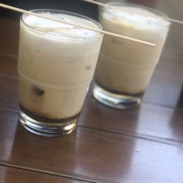 Iced vanilla latte