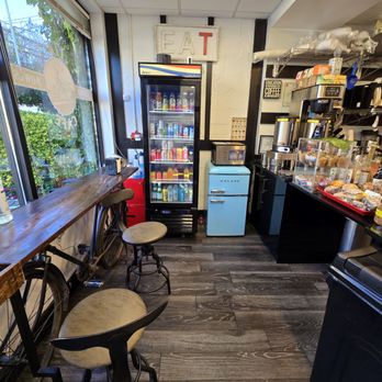 17A Cafe - Cafes Near Me - Roslyn Heights, New York