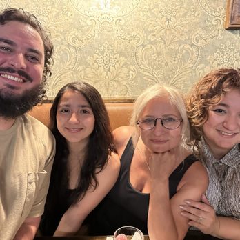 THE COTTAGE IRISH PUB - Updated May 2025 - 343 Photos & 180 Reviews