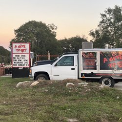 A Bite To Eat - Sign and truck
