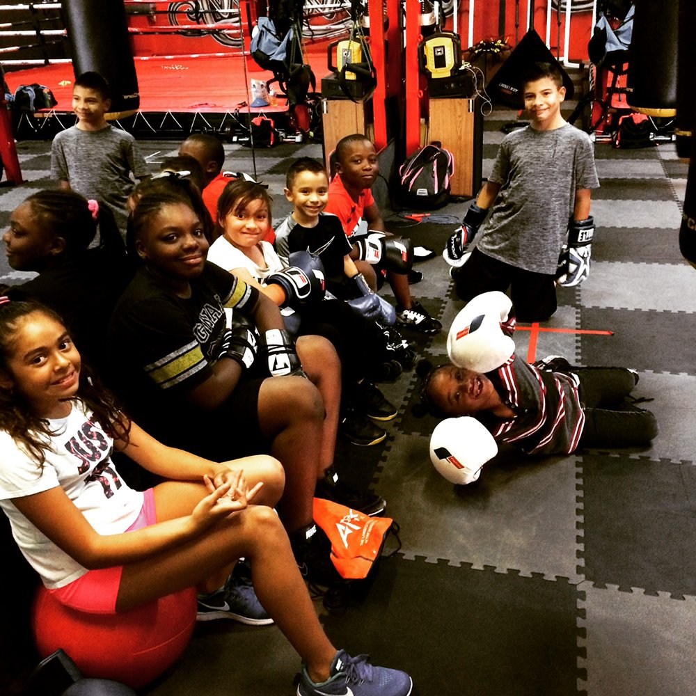 LEE BOXING & FITNESS Updated September 2024 21 Photos 8626 Dyer