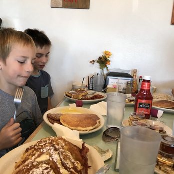 Jac's Whistle Stop Cafe - Dig in boys! - American Near Me - Tacna, Arizona Jac's Whistle Stop Cafe - Dig in boys! - American Near Me - Tacna, Arizona