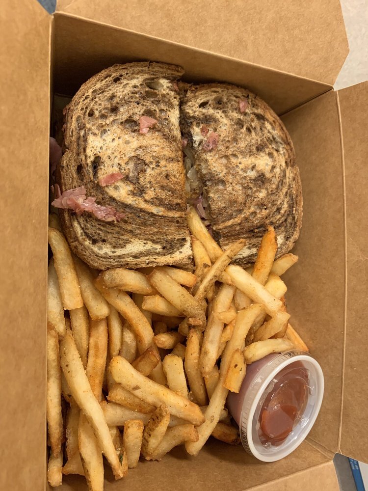 REUBEN HAUS Food Trucks 105 S Valley Way, Palmer, AK Restaurant