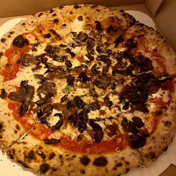 Ollie's Pizza - Mushroom and caramelized onion - Pizza Near Me - High Falls, New York Ollie's Pizza - Mushroom and caramelized onion - Pizza Near Me - High Falls, New York