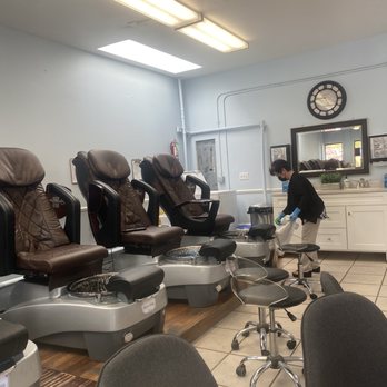 Nails Plus - Nail Salons Near Me - Santa Cruz, California