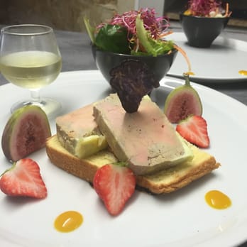 Les Templiers - Foie gras maison pain brioché verre de muscat - French Near Me - Vendargues, 34 Les Templiers - Foie gras maison pain brioché verre de muscat - French Near Me - Vendargues, 34