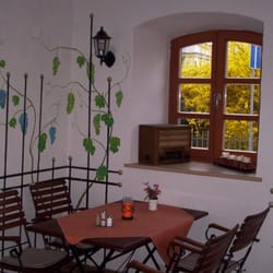 Gasthaus an der Abens - Nebenraum / Weingarten