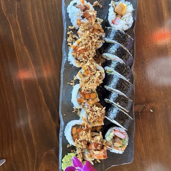 Bash Original Izakaya - Couch Potato Roll Futomaki Roll - Sushi Bars Near Me - Detroit, Michigan Bash Original Izakaya - Couch Potato Roll Futomaki Roll - Sushi Bars Near Me - Detroit, Michigan